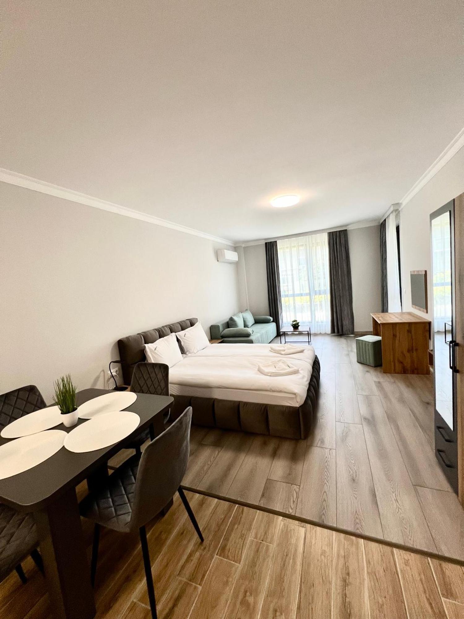 Green Park Apartments And Rooms For Guests Asenovgrad Eksteriør billede