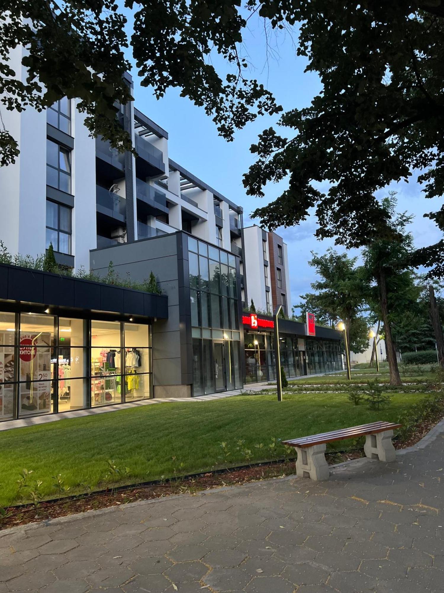 Green Park Apartments And Rooms For Guests Asenovgrad Eksteriør billede